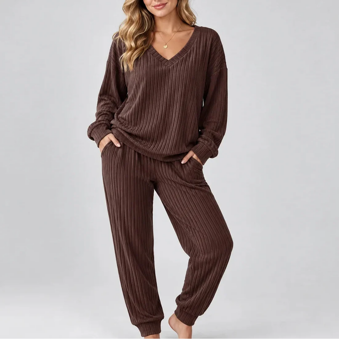 Nora V-Neck Ribbed Lounge Set