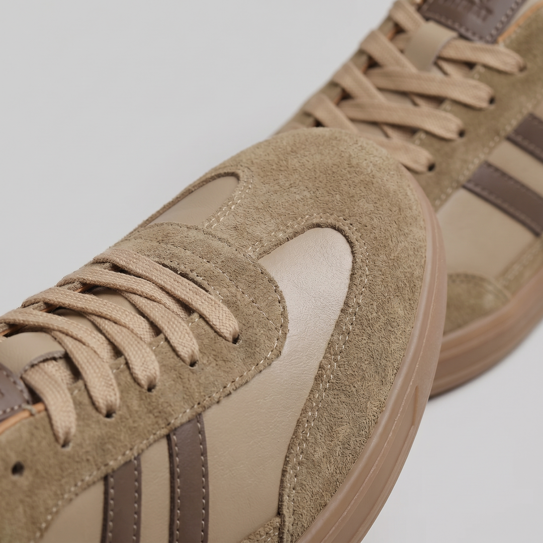 Milo Retro Lace-Up Sneakers