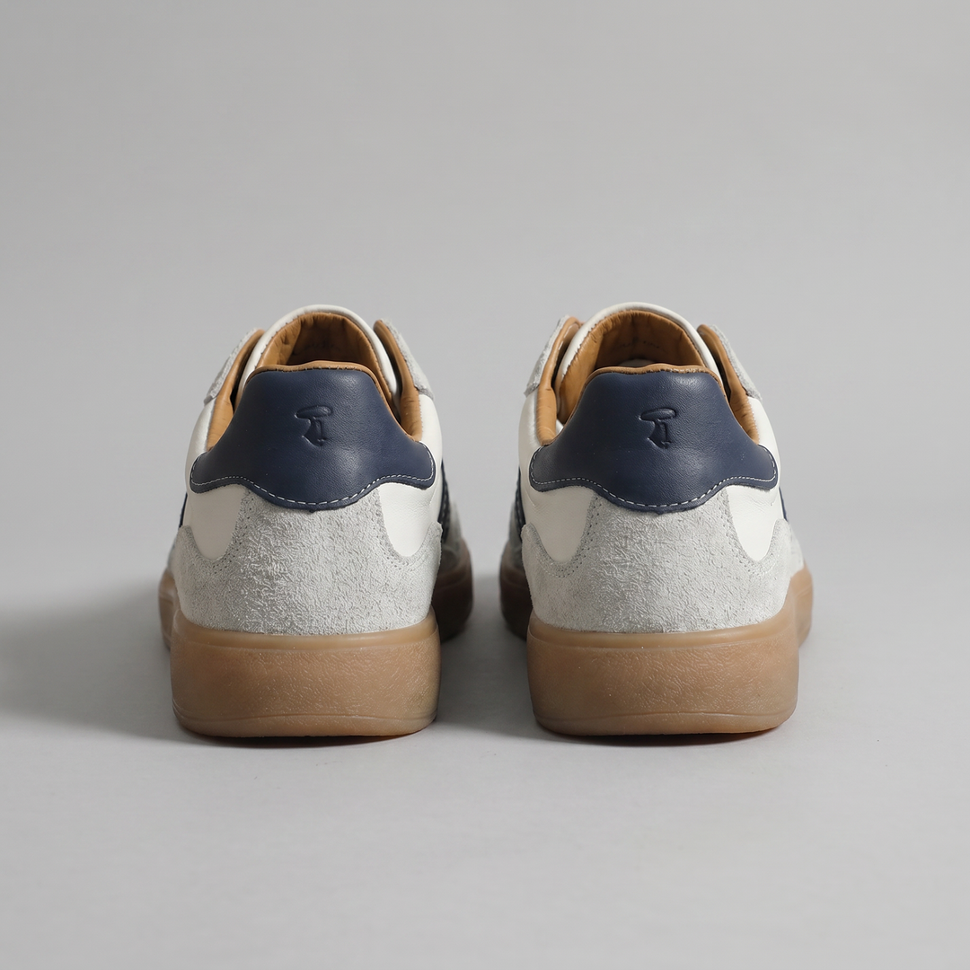 Milo Retro Lace-Up Sneakers