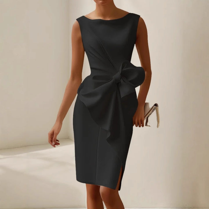 Gemma Elegant Sleeveless Dress