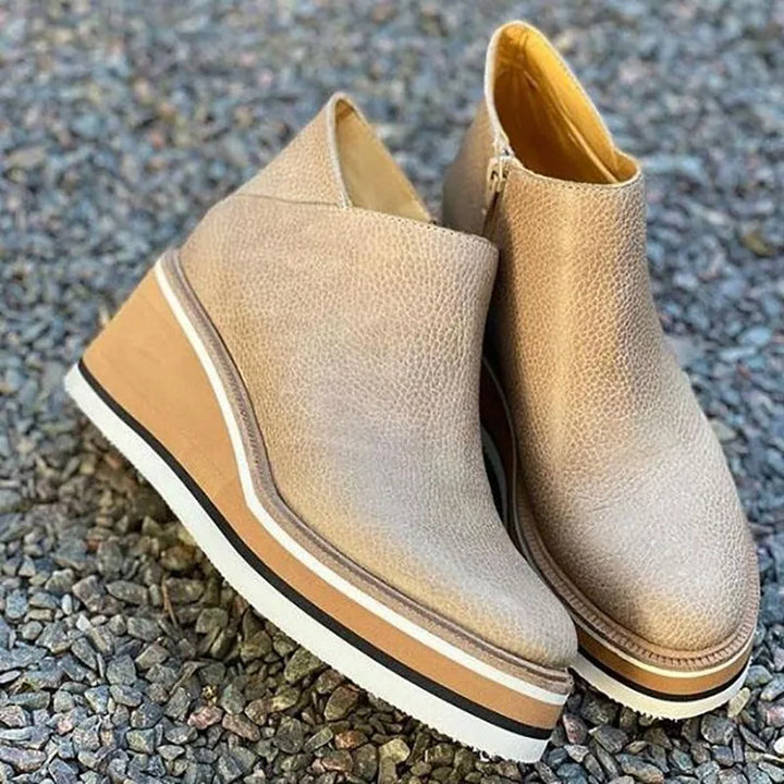 Odalys Orthopedic Wedge Boot