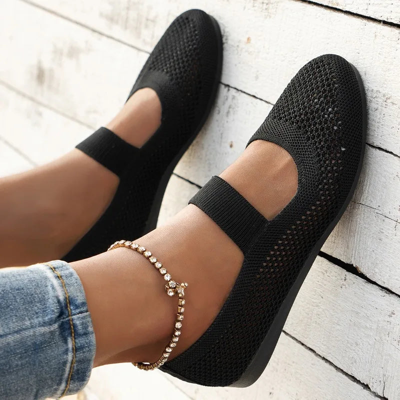 Zara Wide Toe Barefoot Shoes