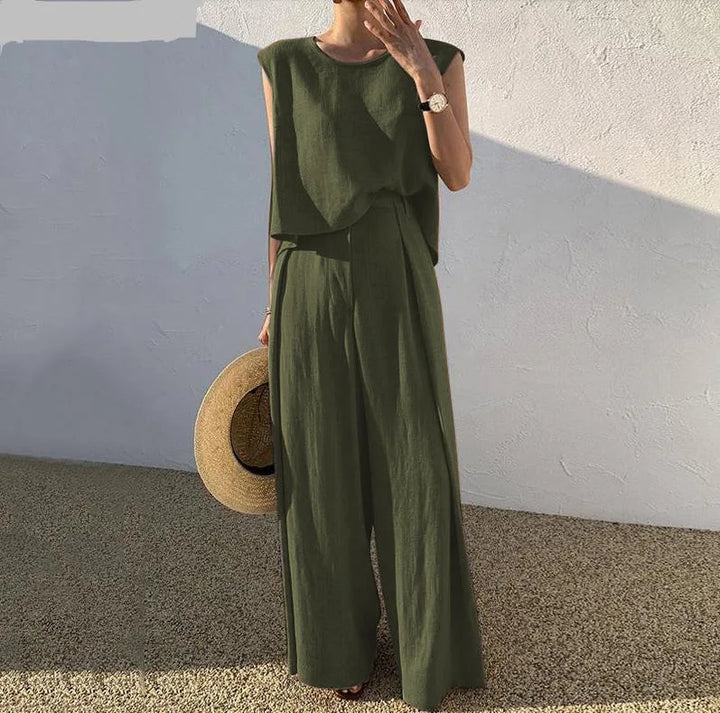 Raina Chic Relaxed Linen Set