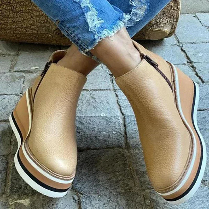Odalys Orthopedic Wedge Boot
