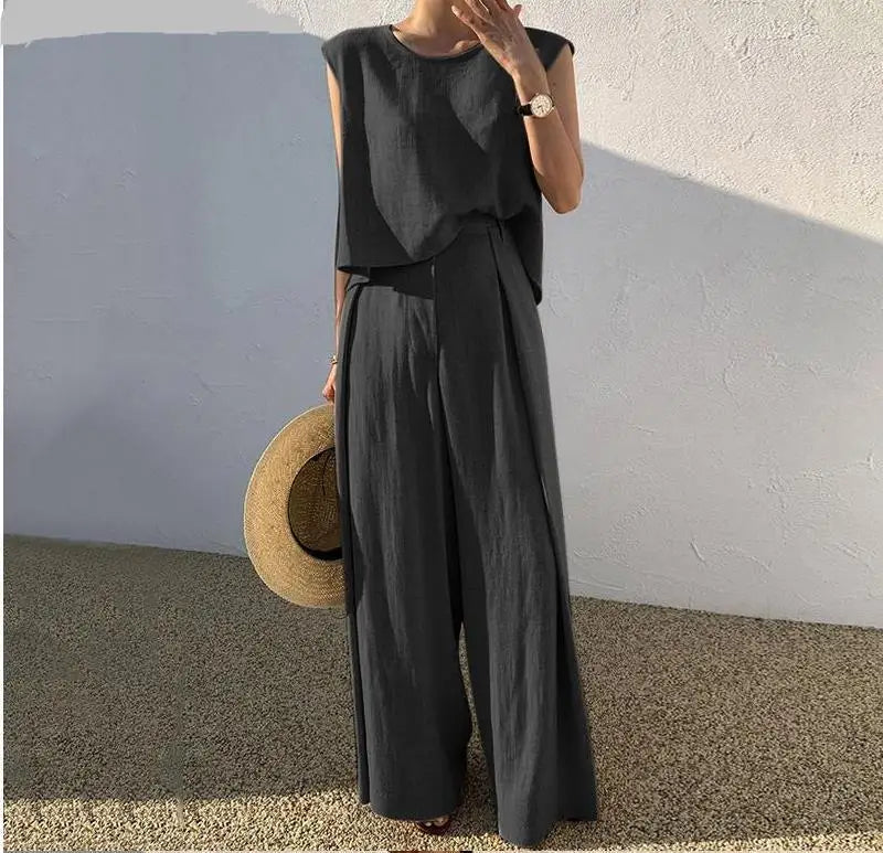 Raina Chic Relaxed Linen Set
