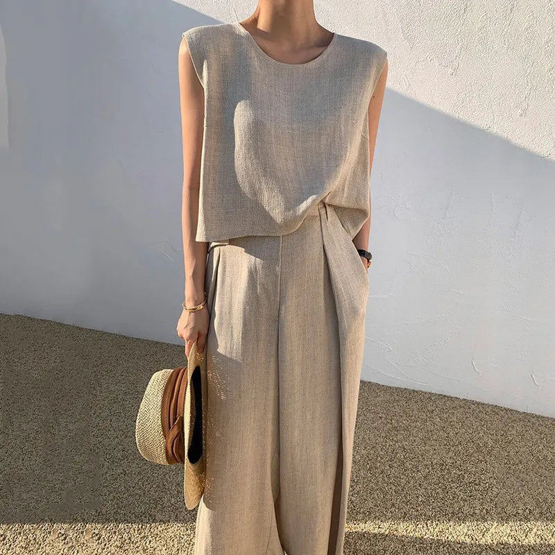 Raina Chic Relaxed Linen Set