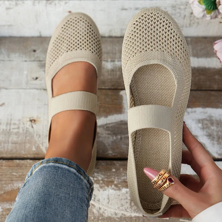 Zara Wide Toe Barefoot Shoes